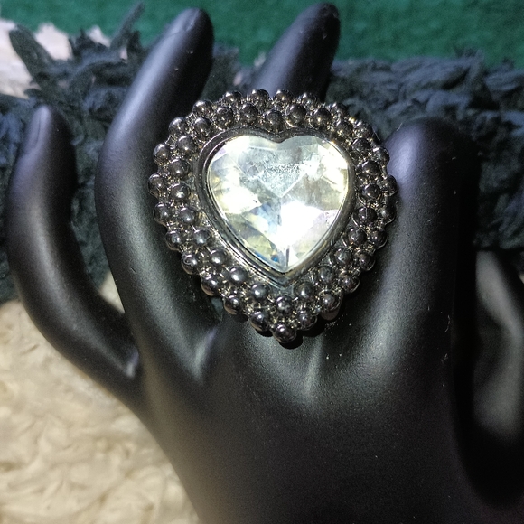 Signature smoked colored heart shaped Stretchable dinner ring - Picture 1 of 2